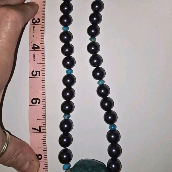 Turquoise and hematite Necklace - Picture 4 of 4